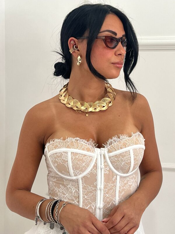 Corpetto in Pizzo con Sfondo Nude - immagine 2
